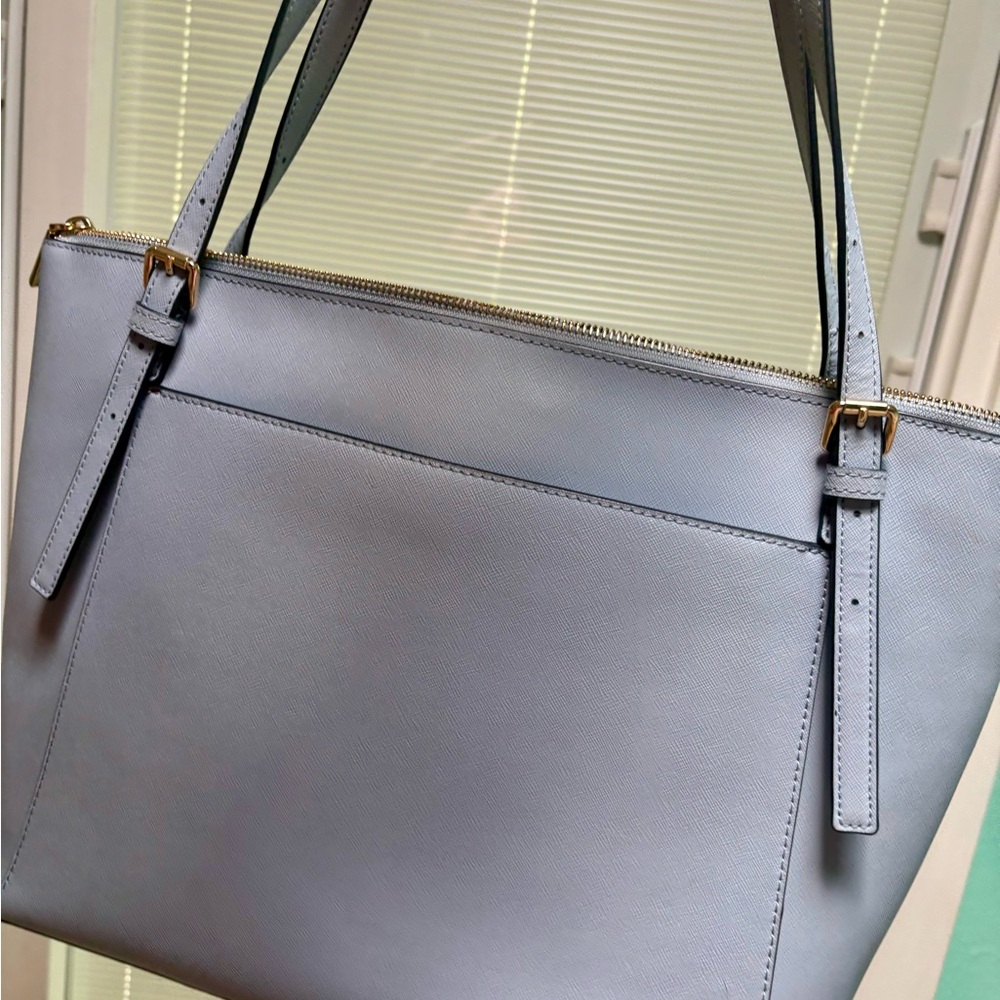 Michael Kors Light Blue Shoulder Bag with dust bag NWOT - Picture 3 of 3